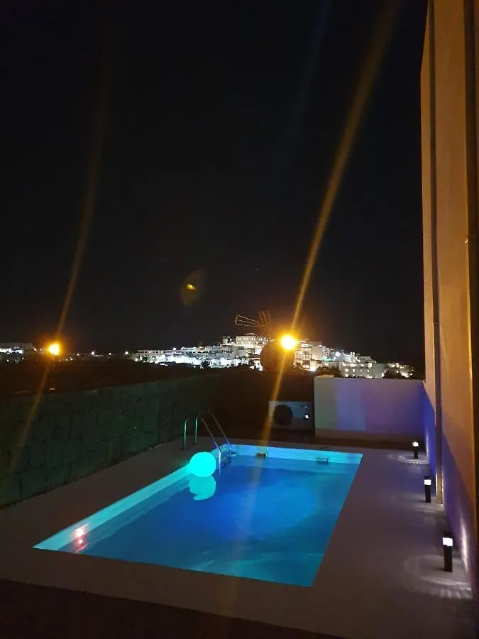 וילה הוילה פלאיה בלנקה Mirador De Afre ספרד